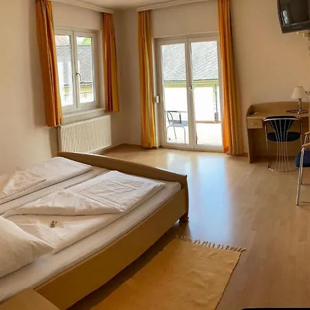 Zum Goldenen Loewen - Nebenhaus Bed and Breakfast *